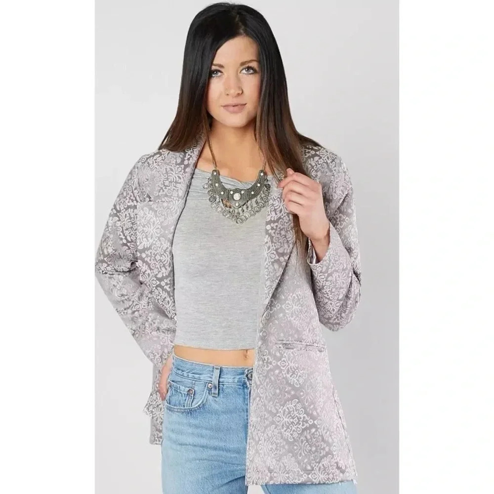 Gimmicks Buckle Silver Embroidered Damask One Button Blazer Size Large